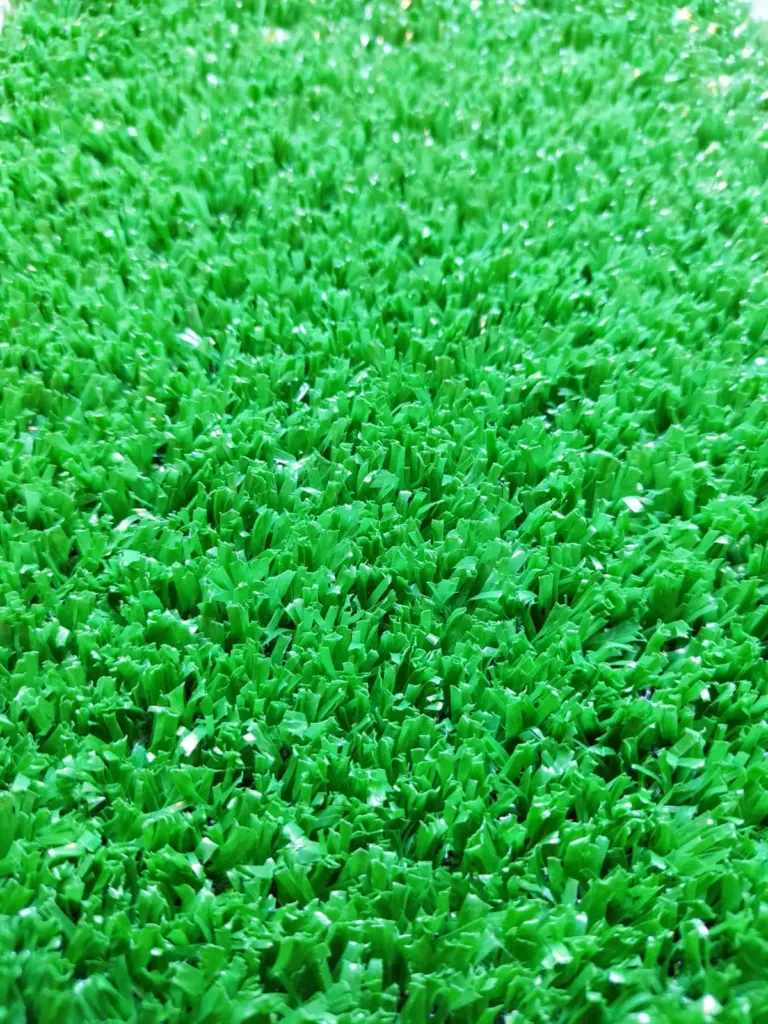 grama sintética em Toledo