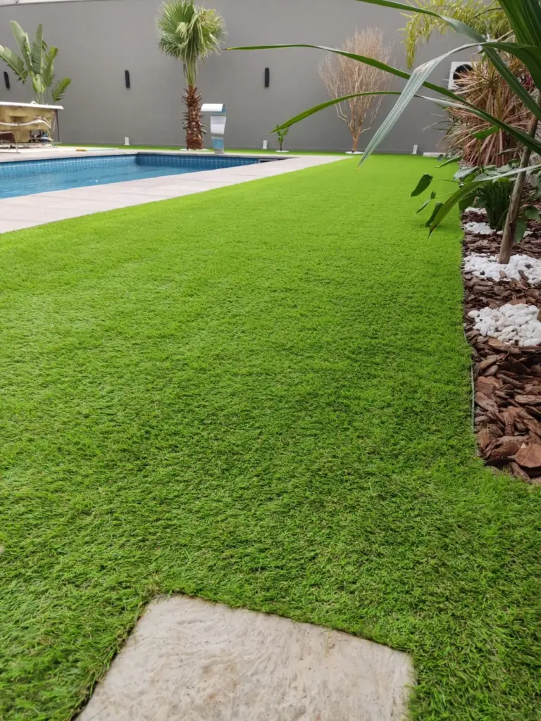 grama soft para piscina